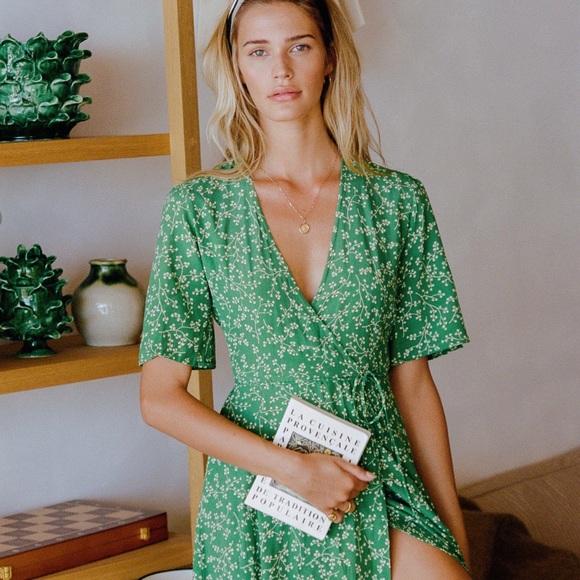 Faithfull the Brand Dresses & Skirts - ✨ RARE Faithfull the Brand Rivera Midi Green Dress